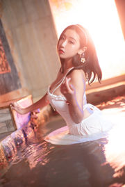 [Net Red COSER Photo] Anime blogger Mu Ling Mu0 - Hot Spring Reflection
