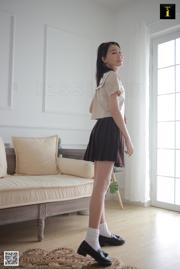 Model shirt "Xiaoshan eerste smaak van JK katoenen sokken" [IESS raar en interessant] Mooie benen en zijden voeten