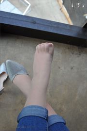 Jedwabne stopy Bento 008 Zhang Xinyue „Jedwabne buty na obcasie i dżinsy 2” [IESS Dziwne i interesujące]