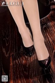 Model Amily "Long Legs Meat Stockings High Heel OL Beauty" [丽 柜 LiGui] Piękne nogi i nefrytowa stopa