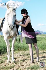 Hoog beenpatroon "White Horse Girl Beauty" [LIGUI] Mooie benen en zijden voeten