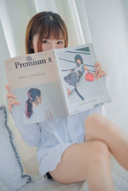 [Net Red COSER] 아니메 블로거 Kitaro Kitaro - 흰색 셔츠