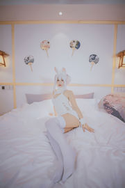 [COS Welfare] Lolita Goddess Banma Winter's Dangerous Ears-Wolf Girl & Rabbit Girl