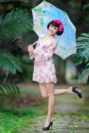 台湾の女の子YinZhi「美しいカラードレスの外での撮影」
